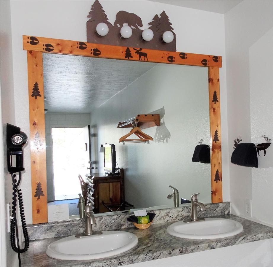 Eagle'S Nest Motel Priest River エクステリア 写真